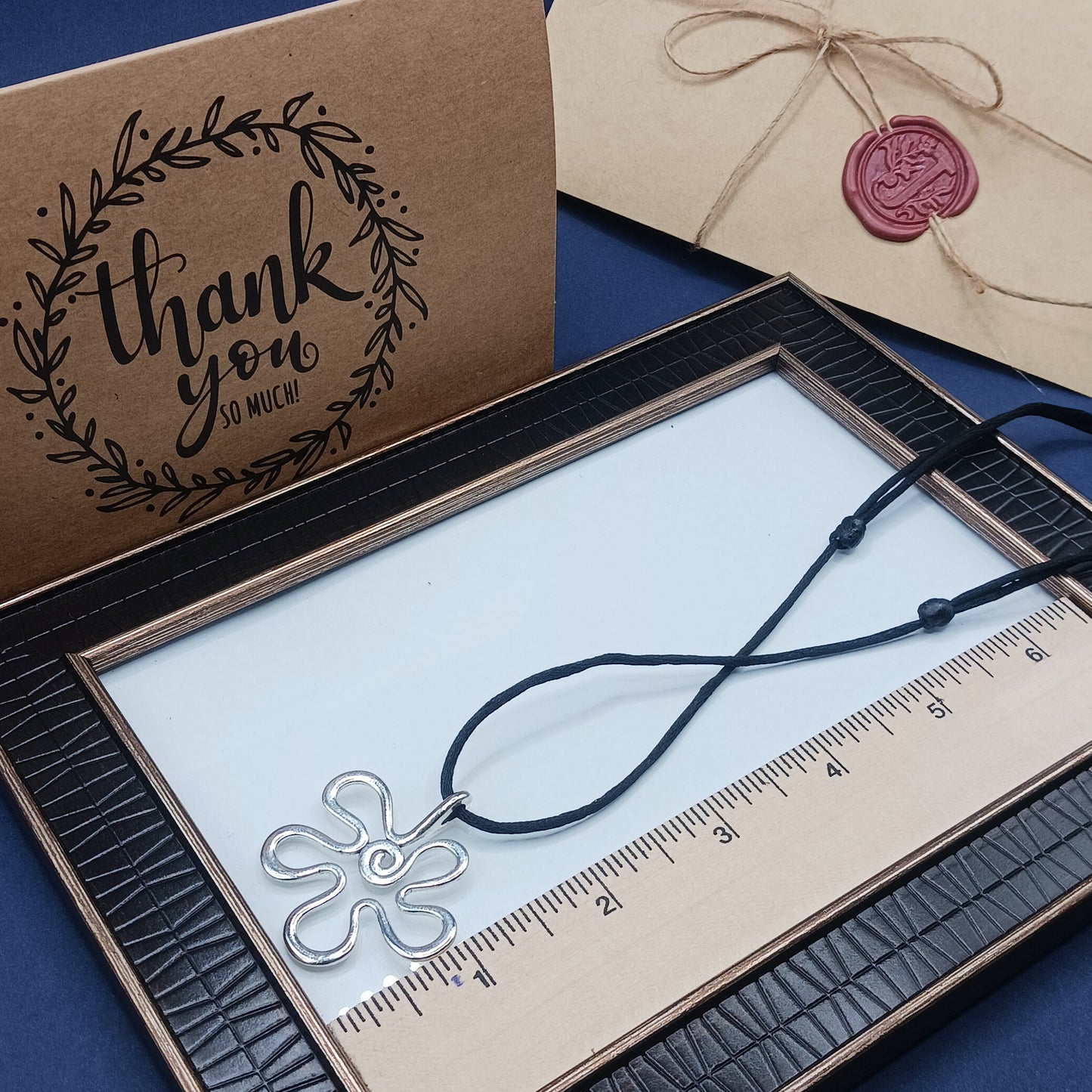 Flower Protection necklace, Y2K necklace, minimalist necklace, Fashion necklace, Sister in Law gift, 25th birthday gift, 30th birthday gift, daughter in law gift, mother daughter gift, birth flower gift, flower jewelry