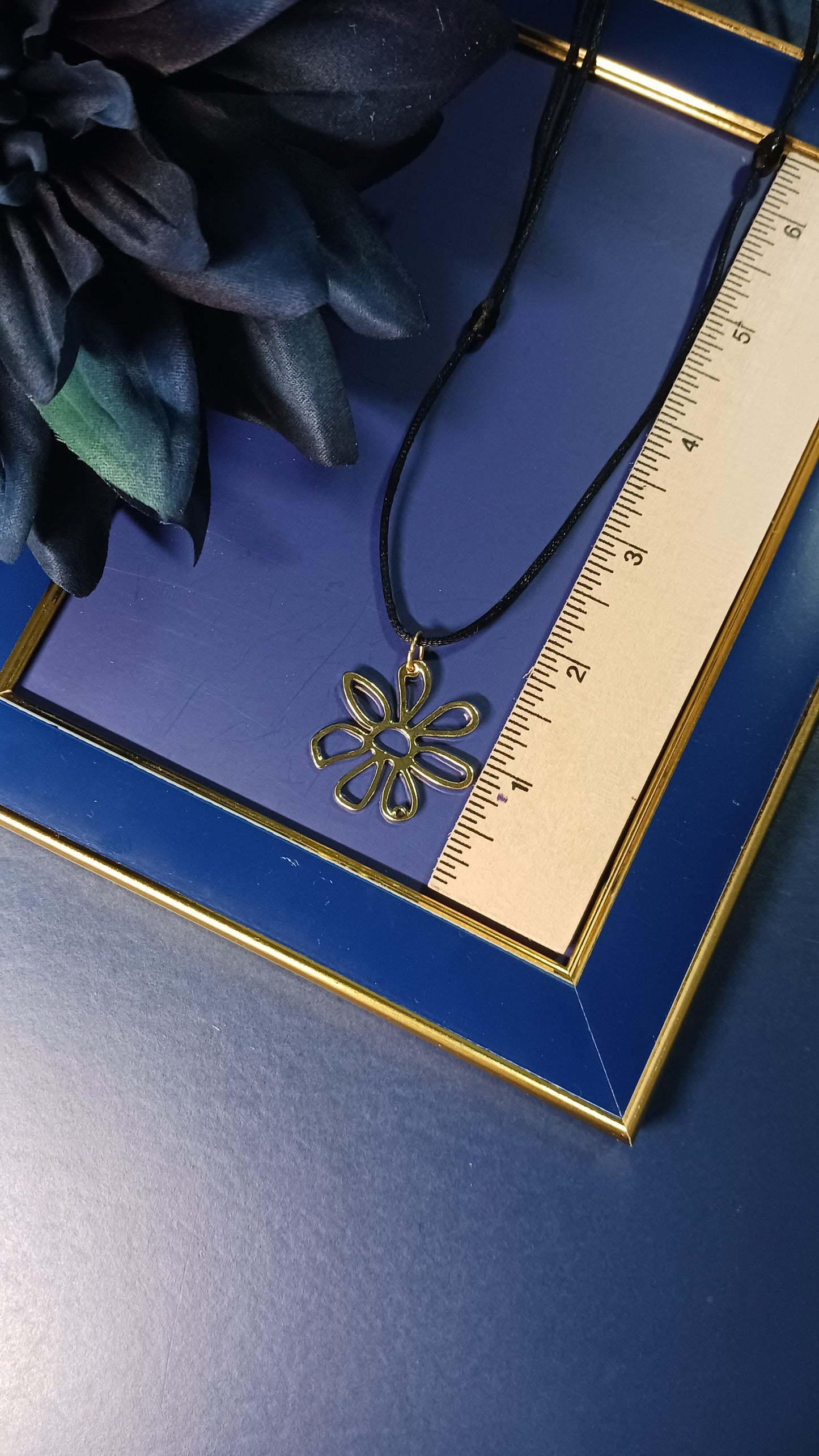 Flower choker necklace, Pendant necklace, Y2K Necklace, Mom gift, Evil Eye Necklace, Sister gift, Flower necklace, Sacred geometry, Y2K Necklace, Large Daisy Necklace, Flower Necklace, Boho Necklace, Black Cord
