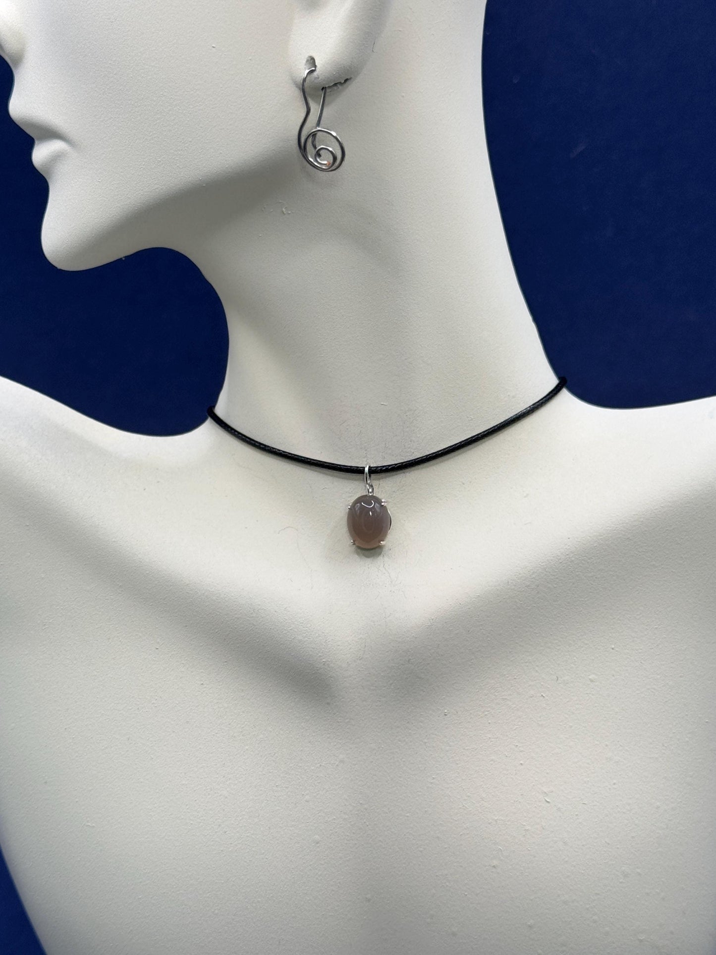 Topaz necklace, Birthstone necklace, best friend necklace, 21st birthday, 18th birthday gift, Protection necklace, friendship necklace, thank you gift, everyday necklace, 25th birthday gift, 30th birthday gift, healing crystals, Waterproof jewelry