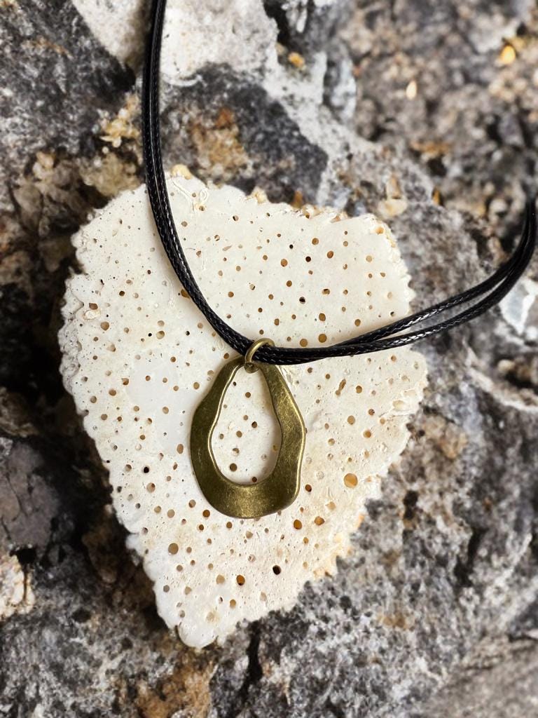 Drop necklace, Unique necklace, minimalist necklace, Trending now 25th birthday gift, friendship necklace, best friend necklace, Sacred geometry, Mama necklace, 21st birthday, 21st birthday gift, protection necklace, 25th birthday