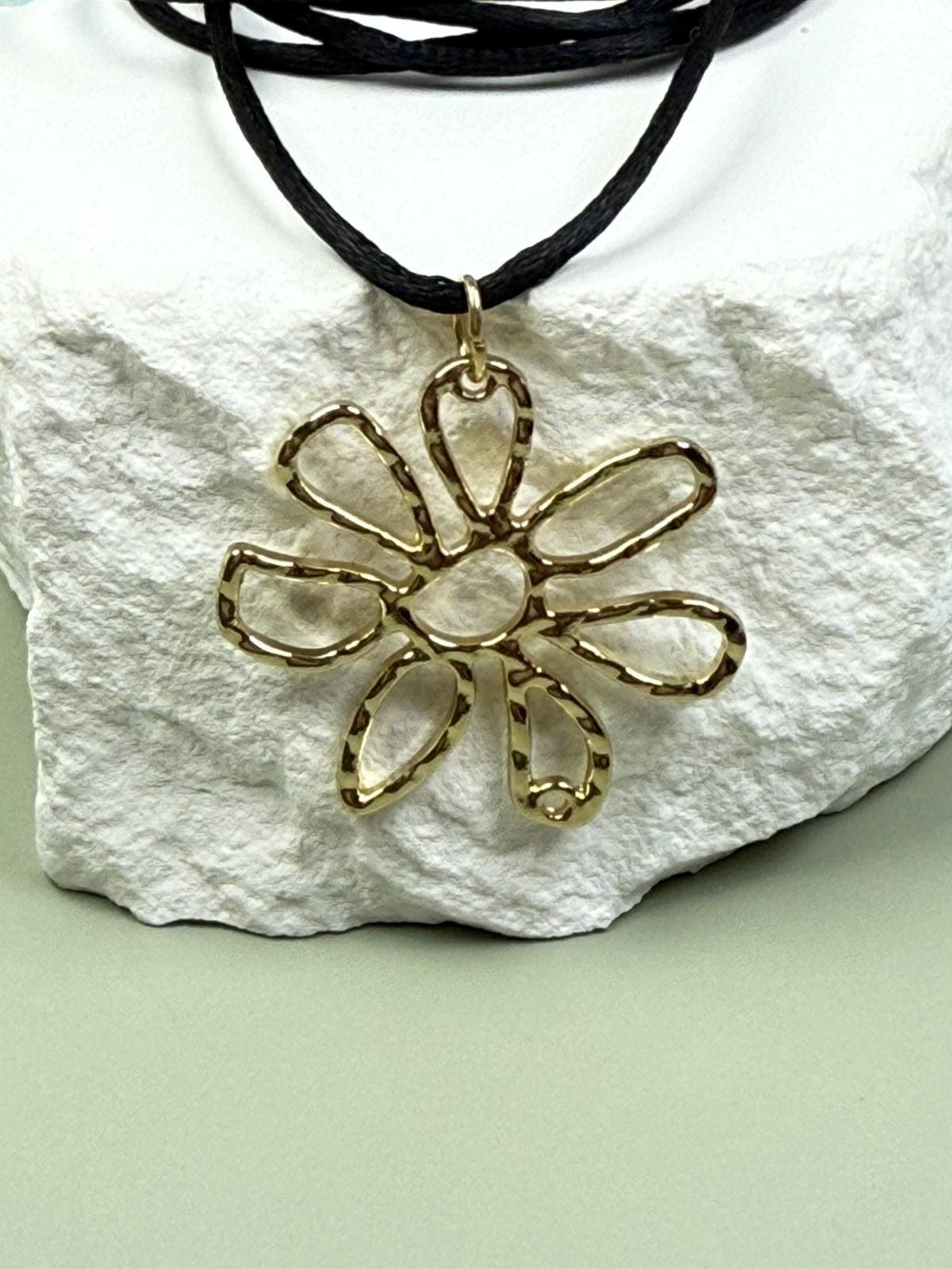 Flower necklace, Y2K Necklace, Evil Eye Necklace, Sister gift, 30th birthday gift, Protection necklace, 21st birthday gift, best friend necklace, Sacred geometry, Maid of honor gift, Sister in Law gift, 18th birthday gift, 25th birthday gift, statement necklace