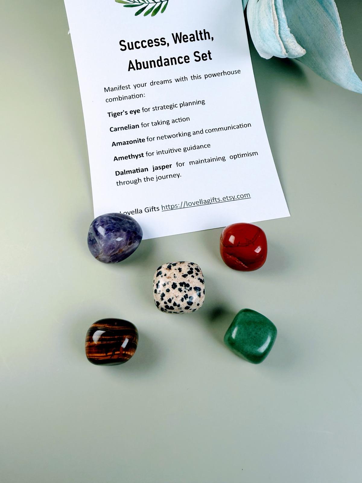 Prosperity crystals: Manifest Money Meditation Aid with Tiger Eye, Carnelian, Amazonite & Amethyst crystal gift set