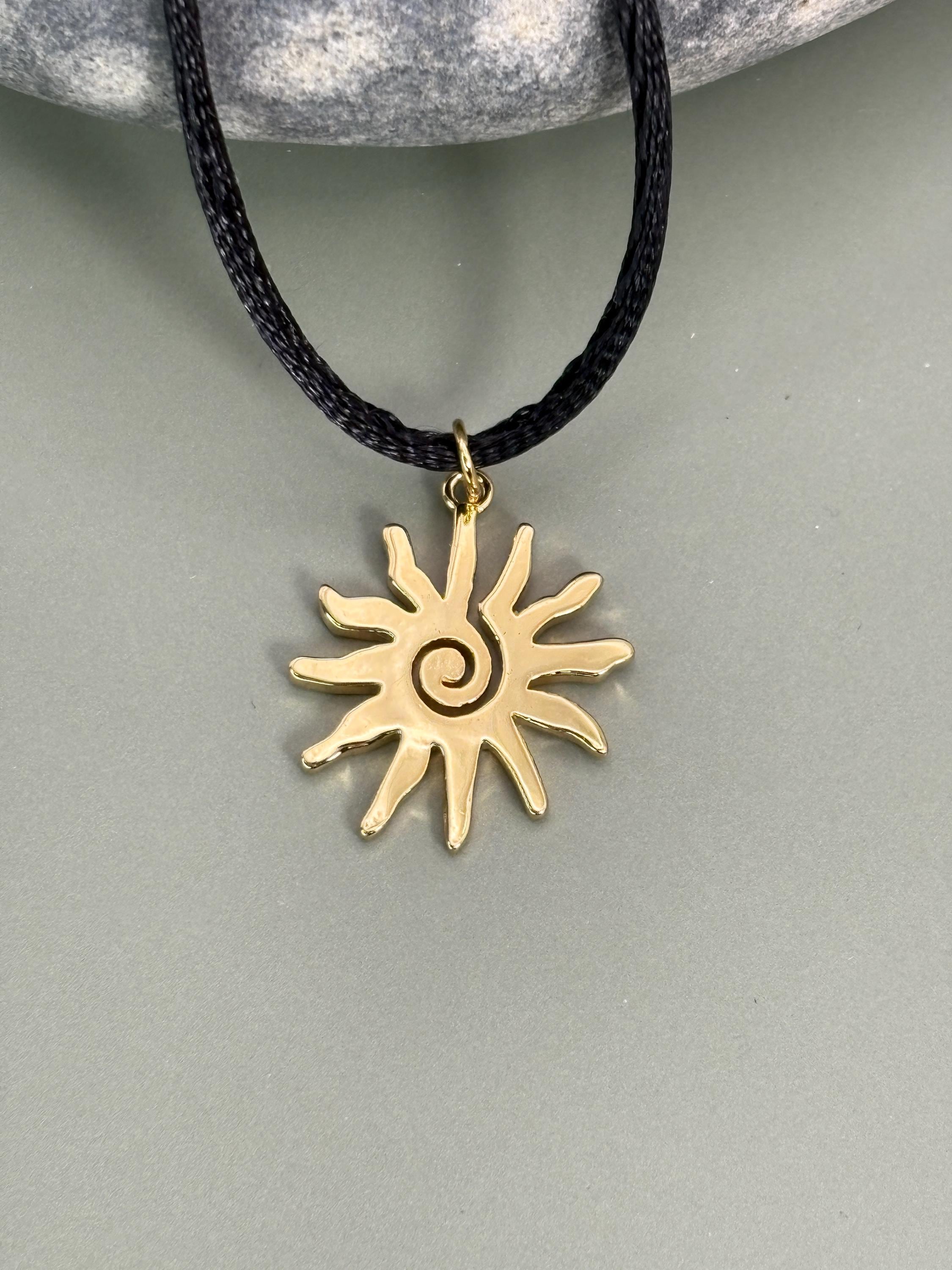 Sun Star necklace, Y2K Necklace, 25th birthday gift, best friend necklace, new teacher gift, 25th birthday, everyday necklace, Protection necklace, Swirl Necklace, 30th birthday gift, 18th birthday gift, 21st birthday gift,necklace for mom