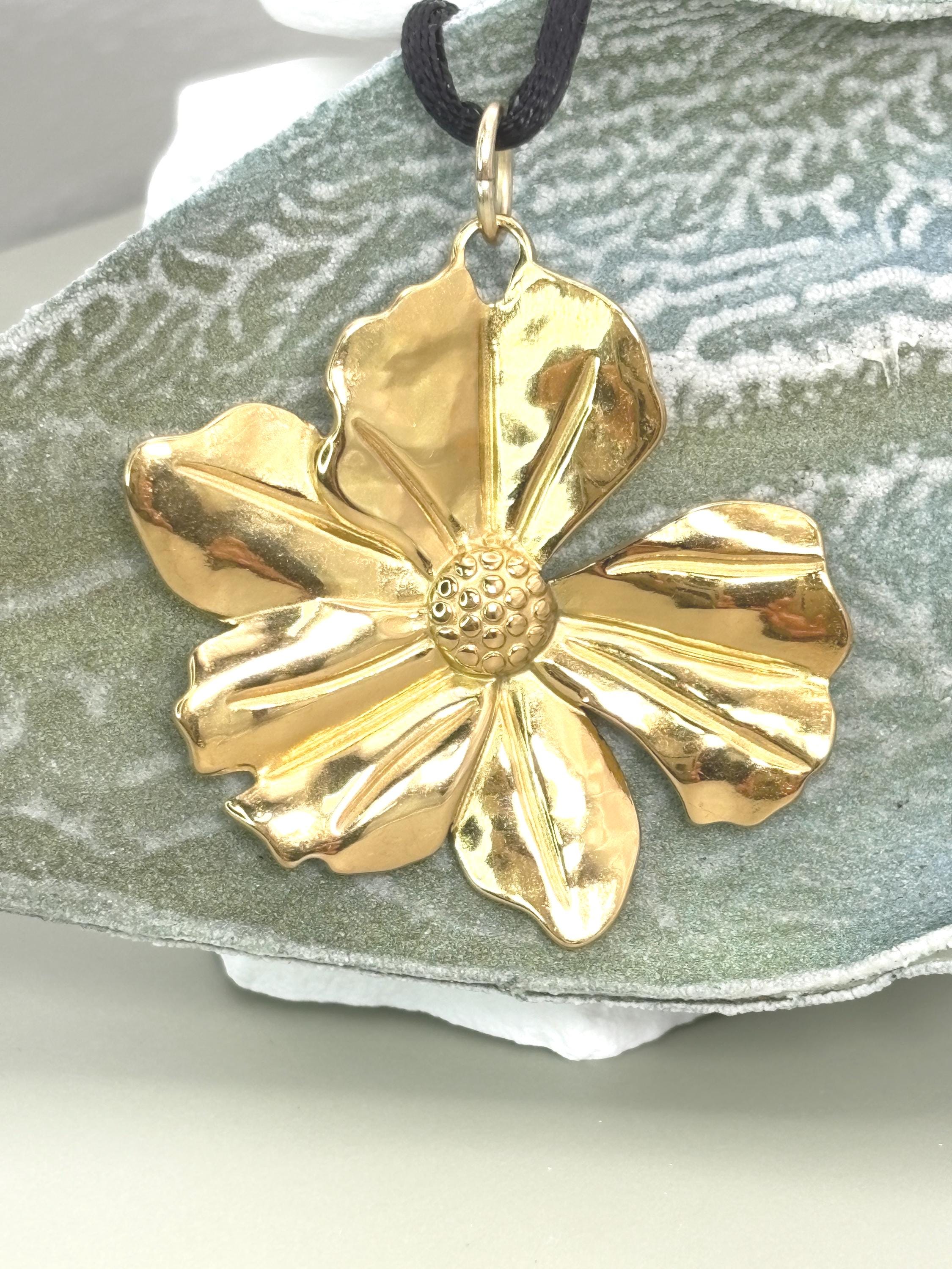 Flower Necklace, Y2K necklace, Big sister gift, Dainty flower necklace, 30th birthday, 40th birthday, 50th birthday, Girlfriend necklace, 25th birthday gift, 30th birthday gift, 40th birthday gift, Mama necklace, protection necklace