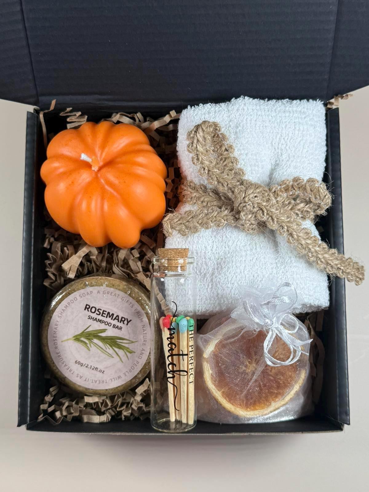 Cozy fall set Spooky Season Gift Harvest Gift Pumpkin Spice Halloween Gifts Boo Basket Fall Spa Care Package Sending Hugs Hello Fall Gift