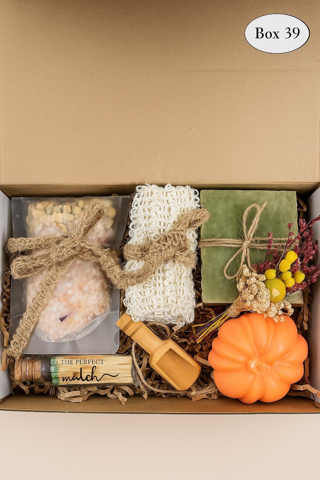 Halloween Gift Box, Hygge Fall Gift Box, Boo Basket, Spooky Halloween Gift Basket, Cozy Fall Gift Set, Pumpkin Spice, Halloween Gifts