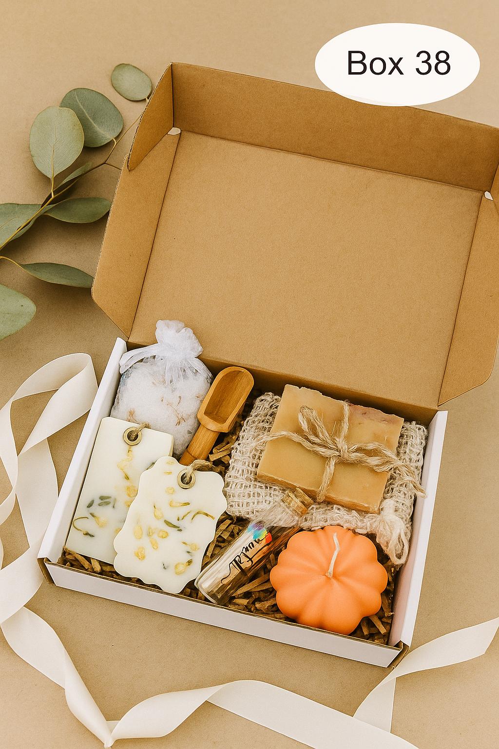 Hygge Pumpkin Fall Gift Box, Boo Basket, Spooky Season Gift, Cozy Fall Gift Set, Harvest Gift, Pumpkin Spice, Halloween Gifts