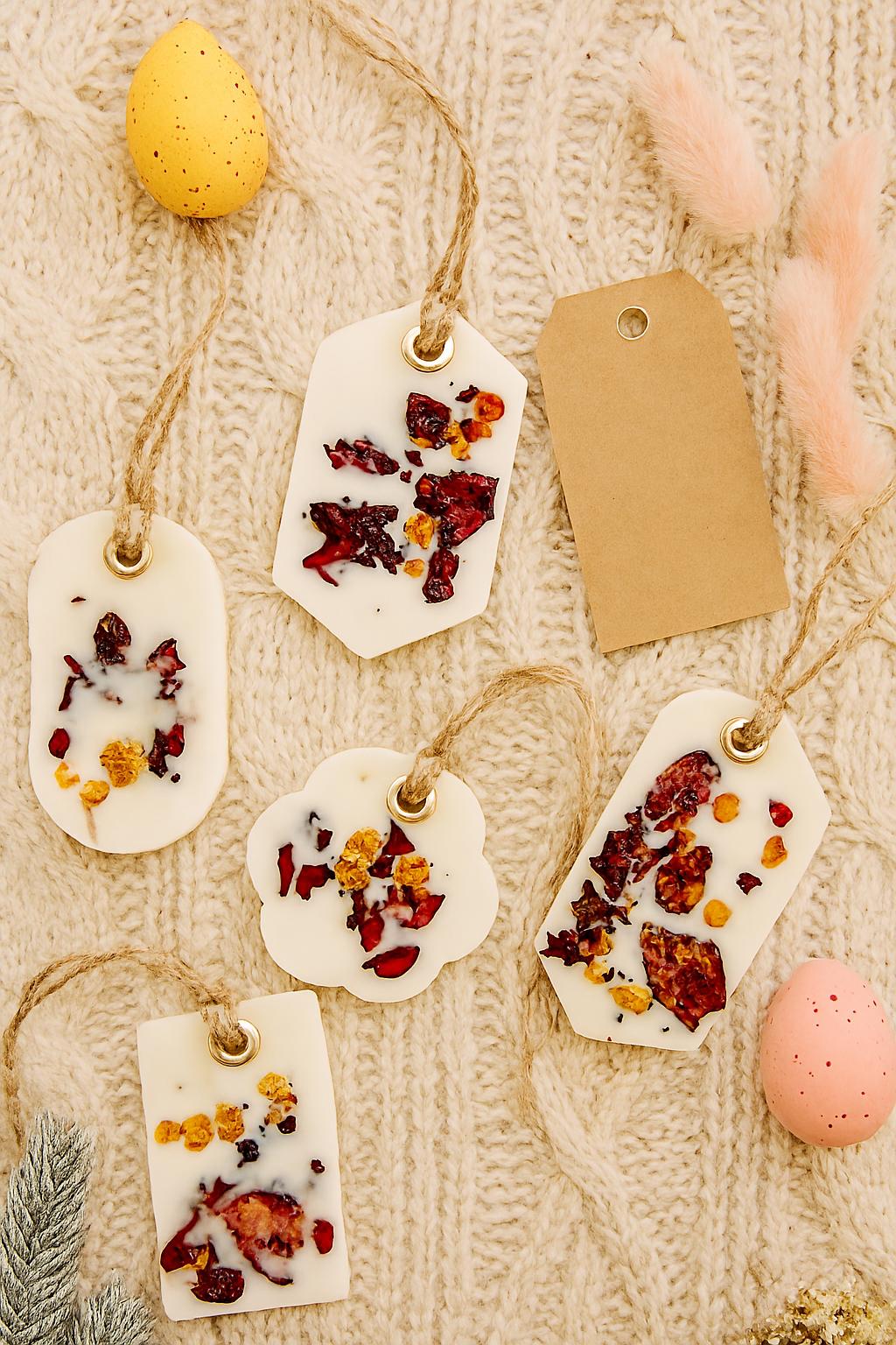Rose Wax Sachet, Botanical Wax Tablet, Handmade Closet Freshener, Natural Wax Ornament, Dried Flower Sachet, Scented Wax Tag, Aromatherapy Sachet, Wax Air Freshener, Eco-Friendly Home Décor, Wax Drawer Freshener, Wax Sachet Gift Set, Rose Petal Wax, Twine Loop Sachet, Handmade Wax Décor, Wax Sachet Trio