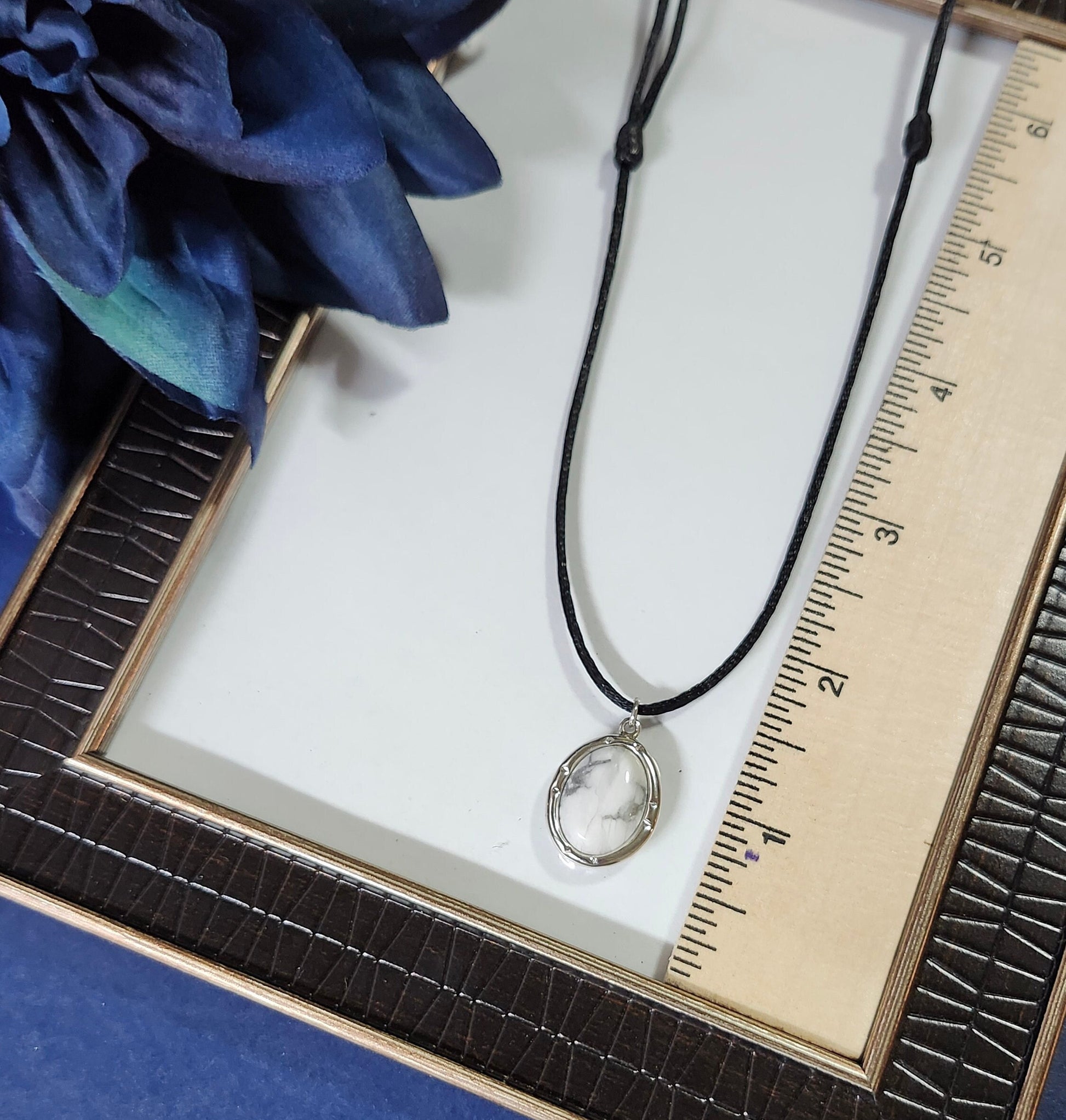Cacholong necklace, Y2K necklace, Protection necklace, 30th birthday gift, 40th birthday, Mama necklace, Opal pendant, Opal necklace, thank you gift, Maid of honor gift, best friend necklace, mother of groom gift, gemstone necklace, ideal mama
