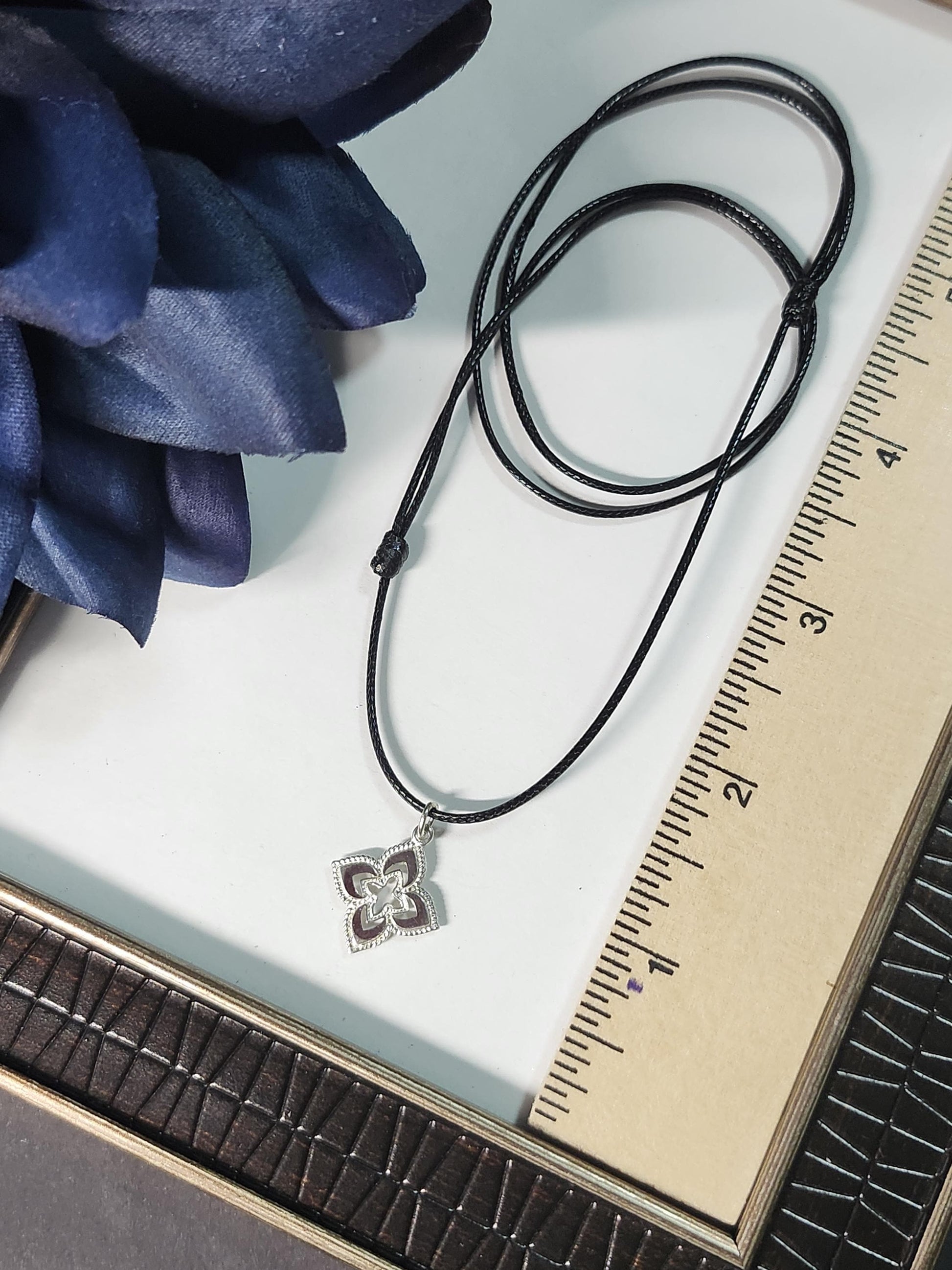 Flower necklace, 30th birthday gift, Sacred geometry, st patricks day, daughter in law gift, 25th birthday gift, Evil Eye Necklace, Protection necklace, minimalist necklace, statement necklace, mother of groom gift, clover necklace