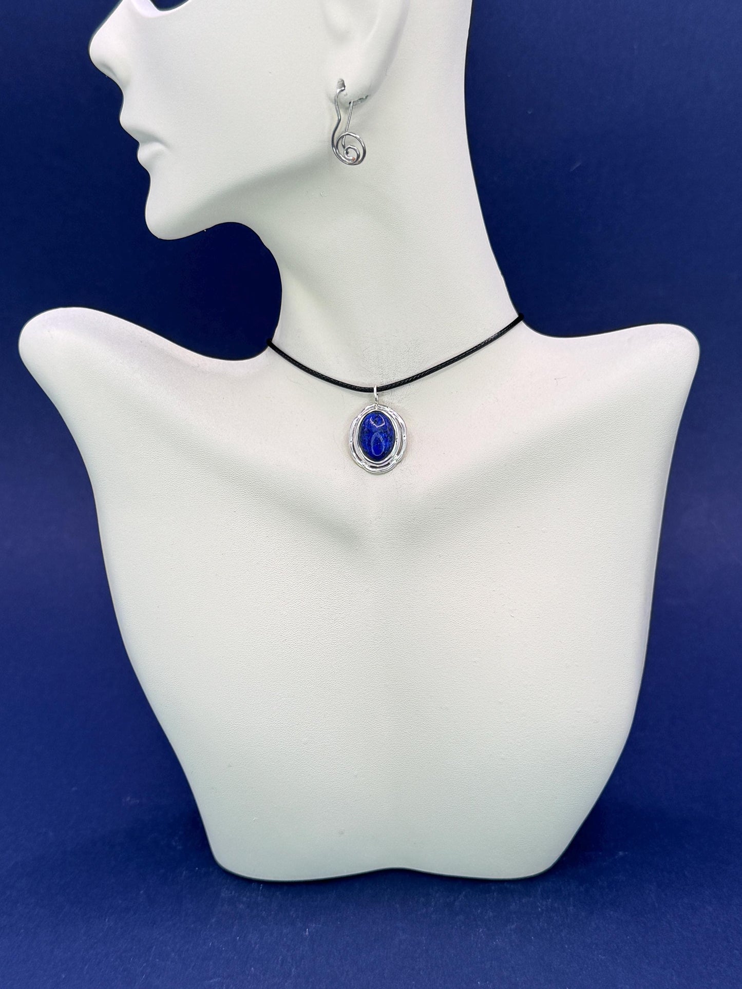 Lapis Lazuli Pendant, Lapis Zoisite Crystal, Y2K necklace, Protection necklace, Trending now,  daughter in law gift, 40th birthday gift, Mama necklace, 30th birthday gift, 40th birthday, mother of the bride, mother of groom gift,friendship necklace,  best friend necklace