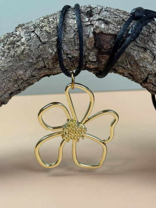 Large Flower Pendant, Flower chakra choker, Pendant necklace, Y2K Necklace, Black choker, Black cord necklace, Gold Flower, Pendant choker