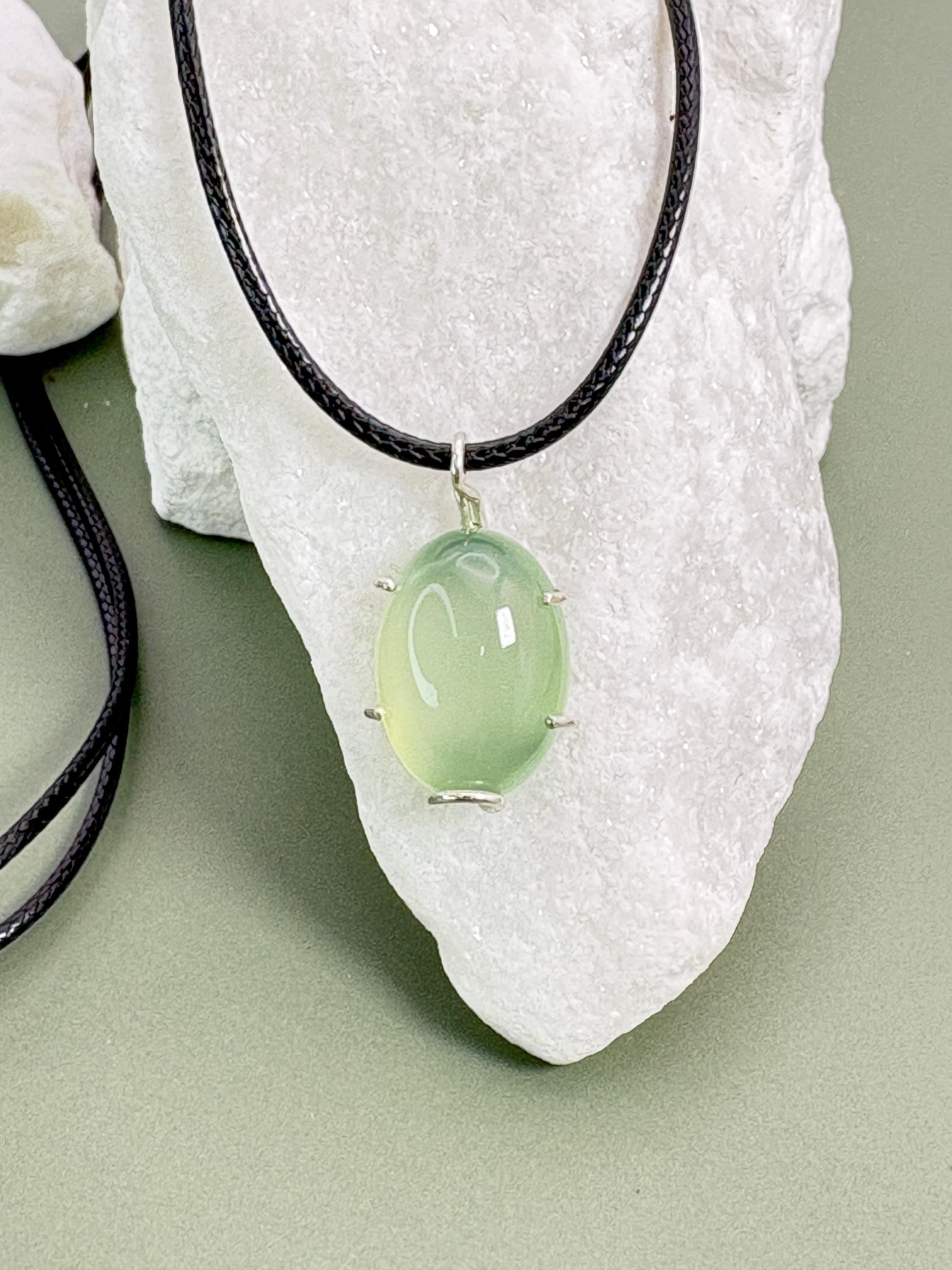 Peridot Protection Gemston necklace, Evil Eye Necklace, Y2K jewelry, Mama necklace, 30th birthday, Godmother gift, 25th birthday gift, 30th birthday gift, daughter in law gift, Protection necklace, 50th birthday gift, mother of groom gift, mother of the bride