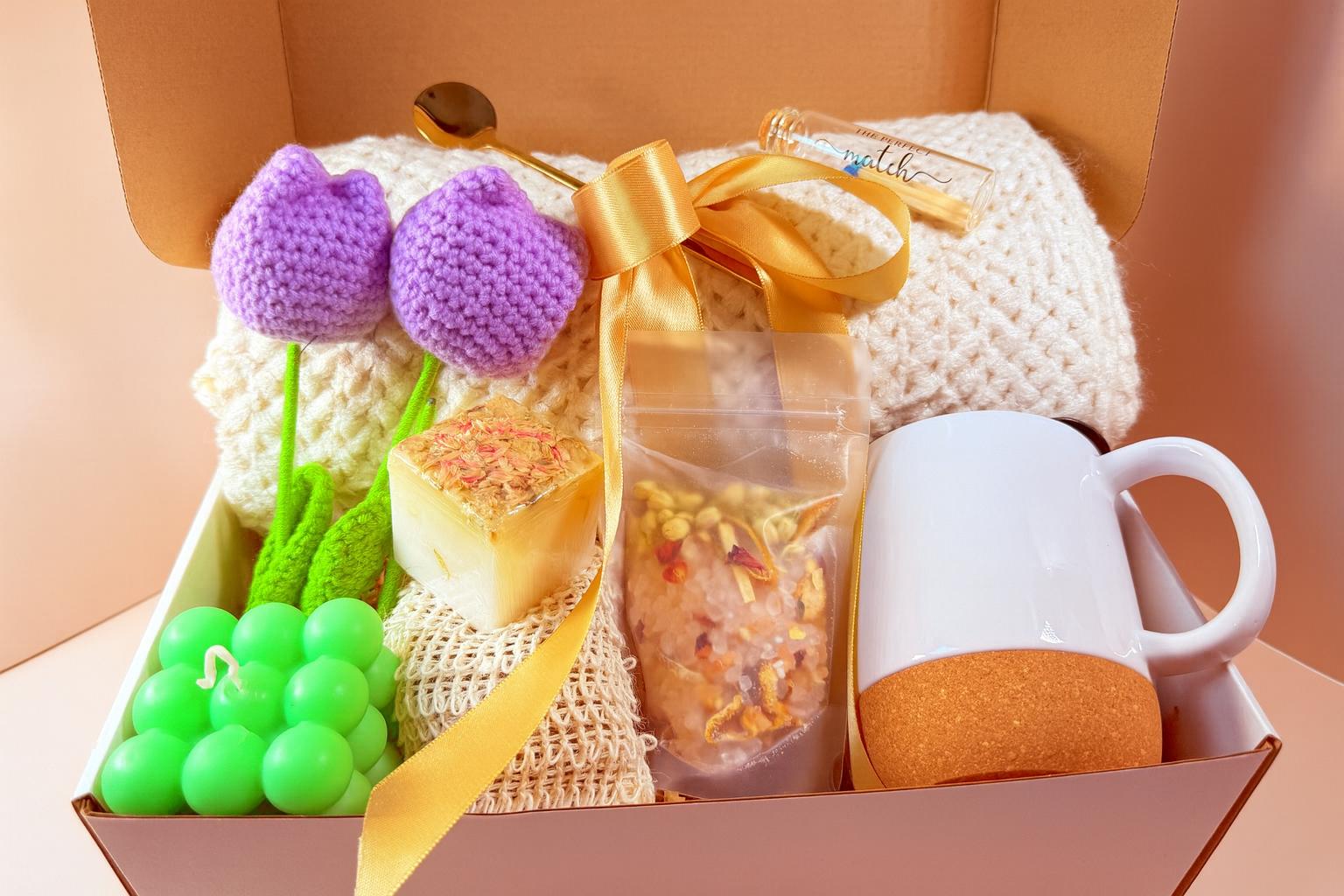 sunshine gifts, sending sunshine gifts, hug in the box, thinking of you care package, care package, cozy gift, extra cozy gift, hygge gift box, hygge gift basket, gift basket for her, hygge gift ideas, gifts for women, fall gifts for team, corporate gifts, appreciation gift, gifts for her, holiday gifts, holiday gift basket, valentine&#39;s gifts, valentine&#39;s day gift box, holiday gifts for women, corporate gifts, employee gift box, get well care package, gift basket for mom gift box for bes