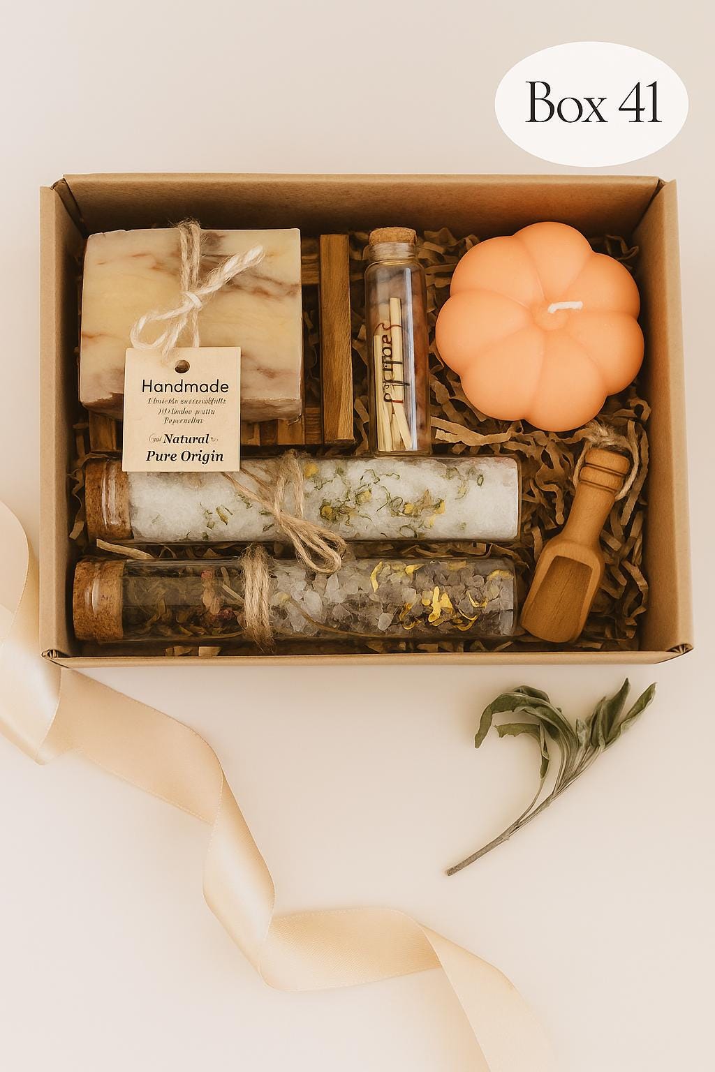 Thanksgiving Gifts, Thanksgiving Favors, Fall Gift Basket, Spa Gift Set, Birthday Gift Box, Autumn Self Care Package, Cozy Fall Gift, Seasonal Gift