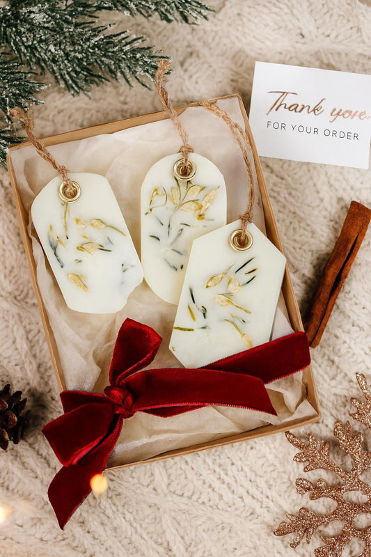 Natural sachets, Scented sachets, Birthday Gift, Christmas Gift, Mothers Day, Dried Flowers, Home Decor, Wax Tablet, Party Favors, Home fragrance, Christmas wax sachets, Holiday wax ornaments, Handmade Christmas gifts, Natural wax sachets, Winter fragrance sachets, Wax sachet with ribbon, Handmade wax Christmas decor