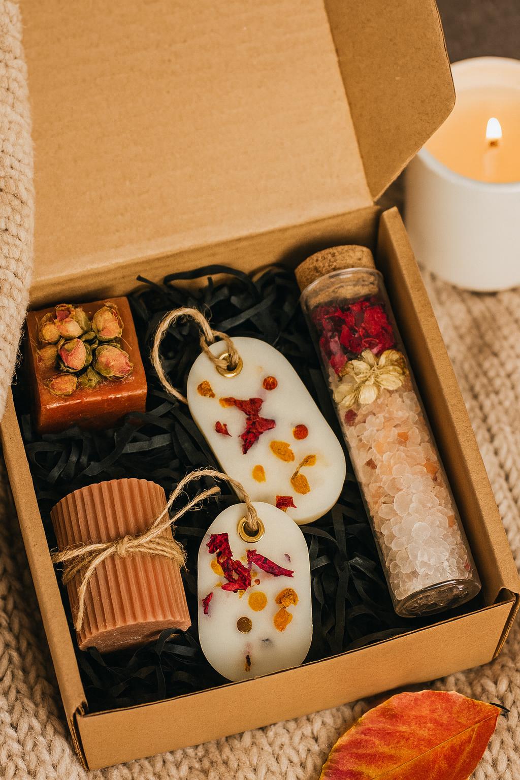 christmas spa gift box, holiday pamper gift set, cozy winter self care package, christmas gift for her, spa christmas basket, holiday care package, stocking stuffer spa gift, festive pamper gift box, christmas comfort gift, winter wellness gift set, luxury christmas gift box, handmade christmas spa set, gift ready christmas box