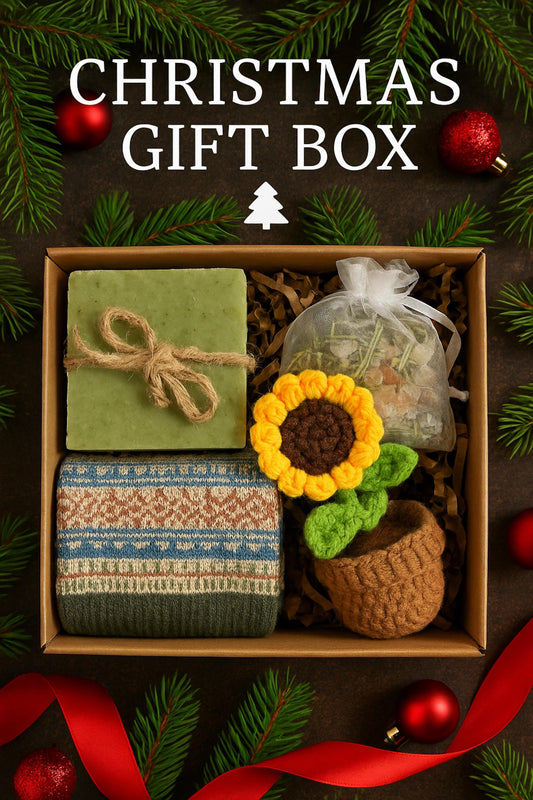 Christmas Gift, Christmas Gifts, Mom Christmas Gift, Christmas Gift Box, Coworker Christmas Gift, Christmas Gift Basket, Christmas girl Friend, Teacher Christmas Gift, Christmas Gift for Her, Wife Christmas Gift, Small Christmas Gift, Grandparent Christmas Gift, Sister Christmas Gift
