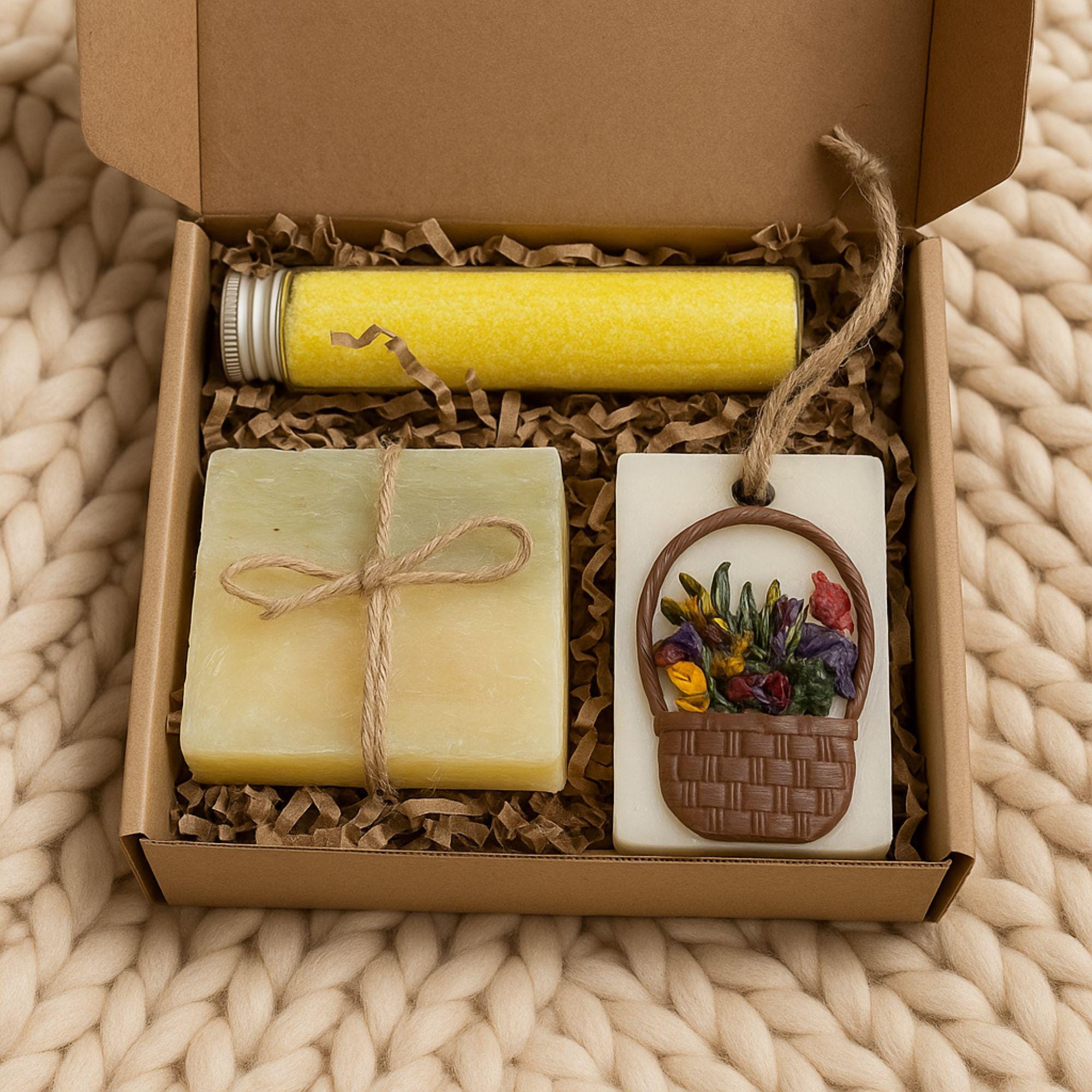 Hug in the box, Thinking of you care package, Best friend birthday gift for her, mini handmade gift, Pamper Humper, Gift Box for women, Birthday favor box, Relaxation gift box, Valentines Gift Box, Happy Birthday Cheer Up Organic Spa Basket, Pamper Humper, Hug in Box, Handmade Spa Gift, Self Care Box, Cheer up Gift, Encouragement Gift, Thinking of you, Get well soon gift, Cozy Gift for her, Handmade Soap Set, Relaxation Gift Box, Natural Spa Set, Gift for Mom, Gift for Sister