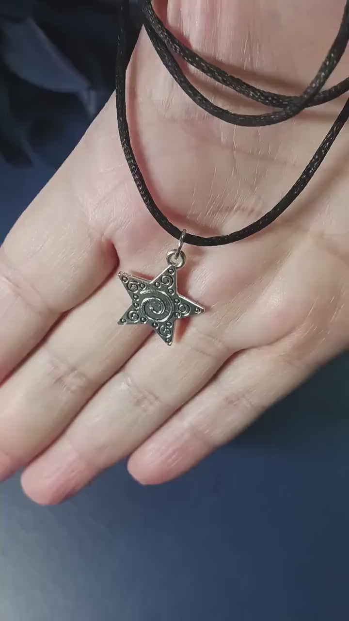 Y2K Star Pendant Necklace: Celestial Friendship Jewelry