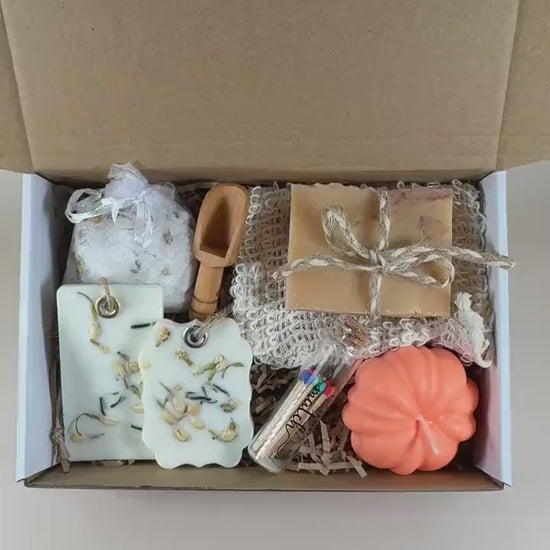 Thanksgiving Gifts – Fall Gift Basket, Spa Gift Set, Birthday Gift Box, Thanksgiving Favors