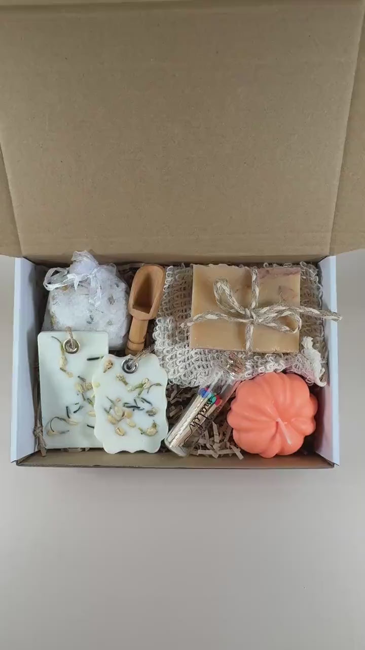 Thanksgiving Gifts – Fall Gift Basket, Spa Gift Set, Birthday Gift Box, Thanksgiving Favors