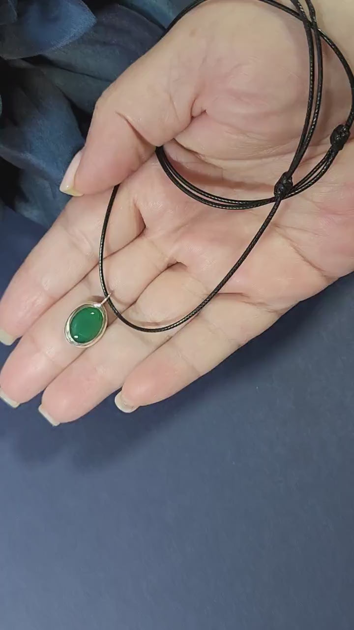 Chrysoprase GemstoneY2K Necklace 30th 40th 50th birthday gift