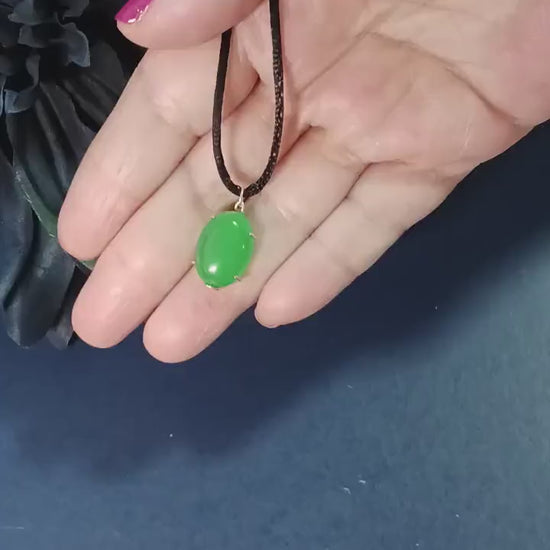 Peridot Gemstone Necklace: Sterling Silver Chrysolite Birthstone
