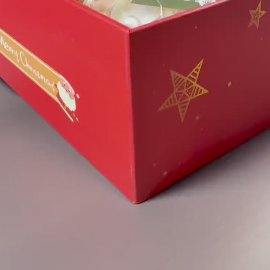Christmas Gift Box Winter Gift Basket Holiday Gift Box Christmas Self Care Box Christmas Gift Basket Xmas gift box, Feliz Navidad New Year