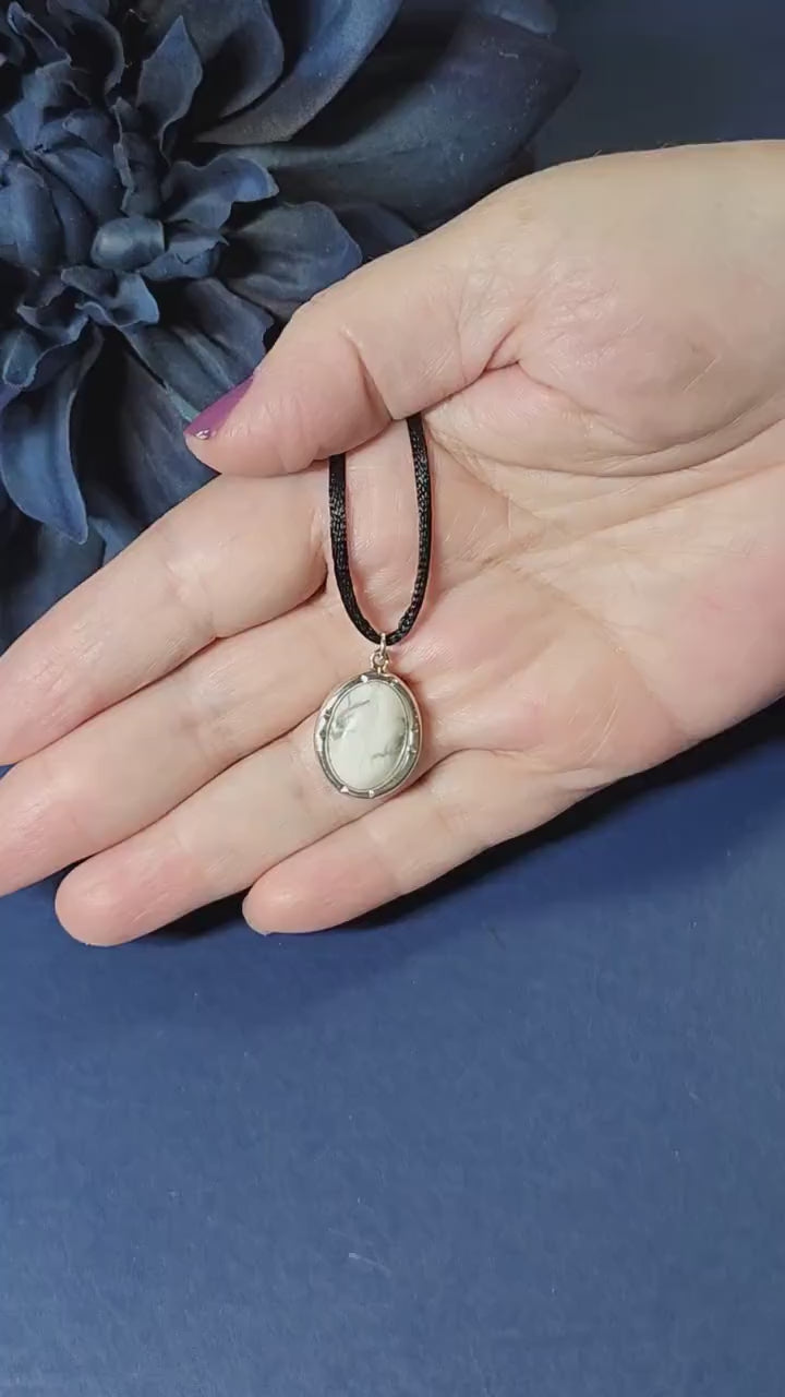 Opal Y2K Protection pendant necklace, mother of groom gift,gemstone necklace